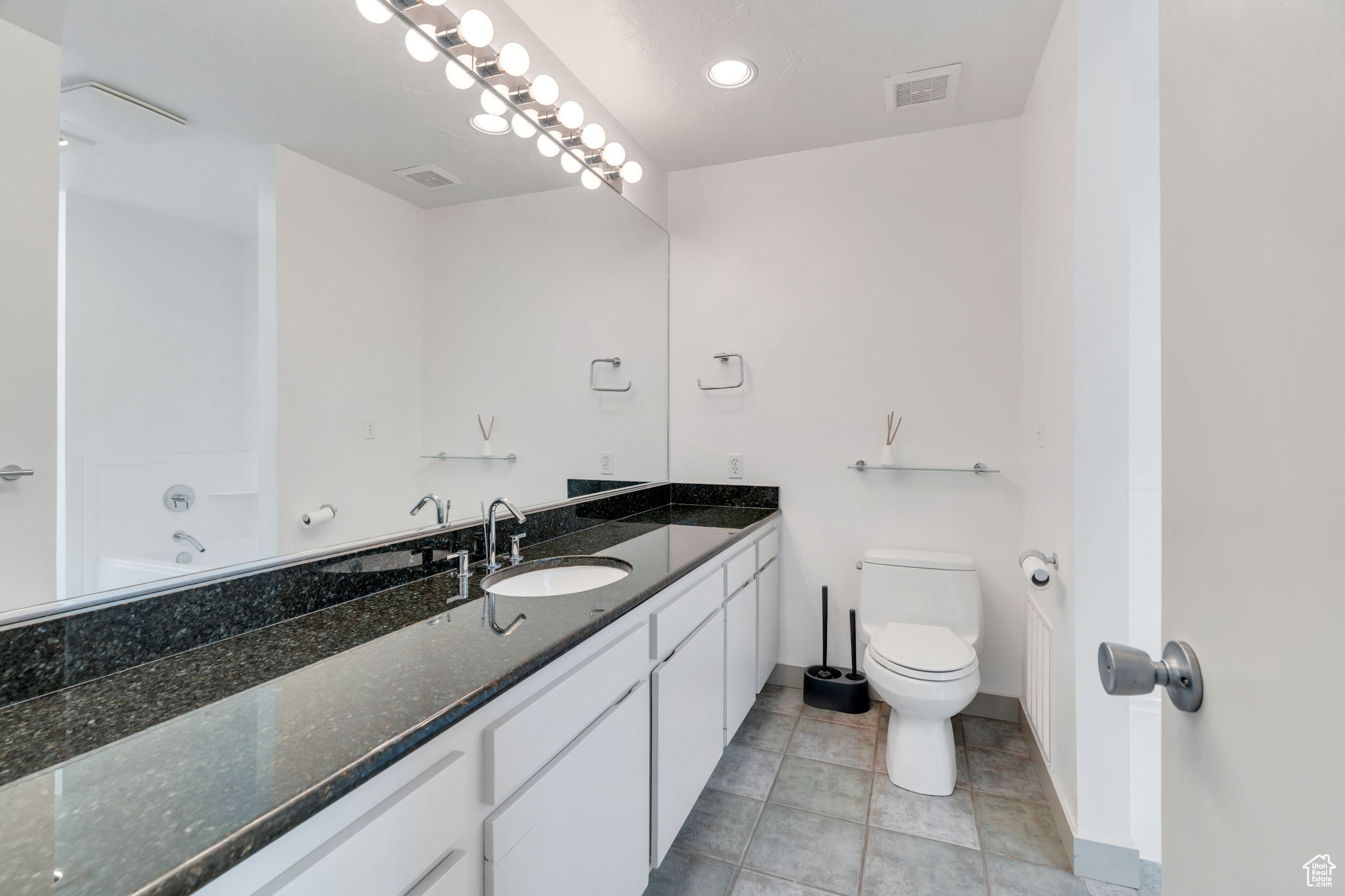SHERWOOD HILLS - Residential