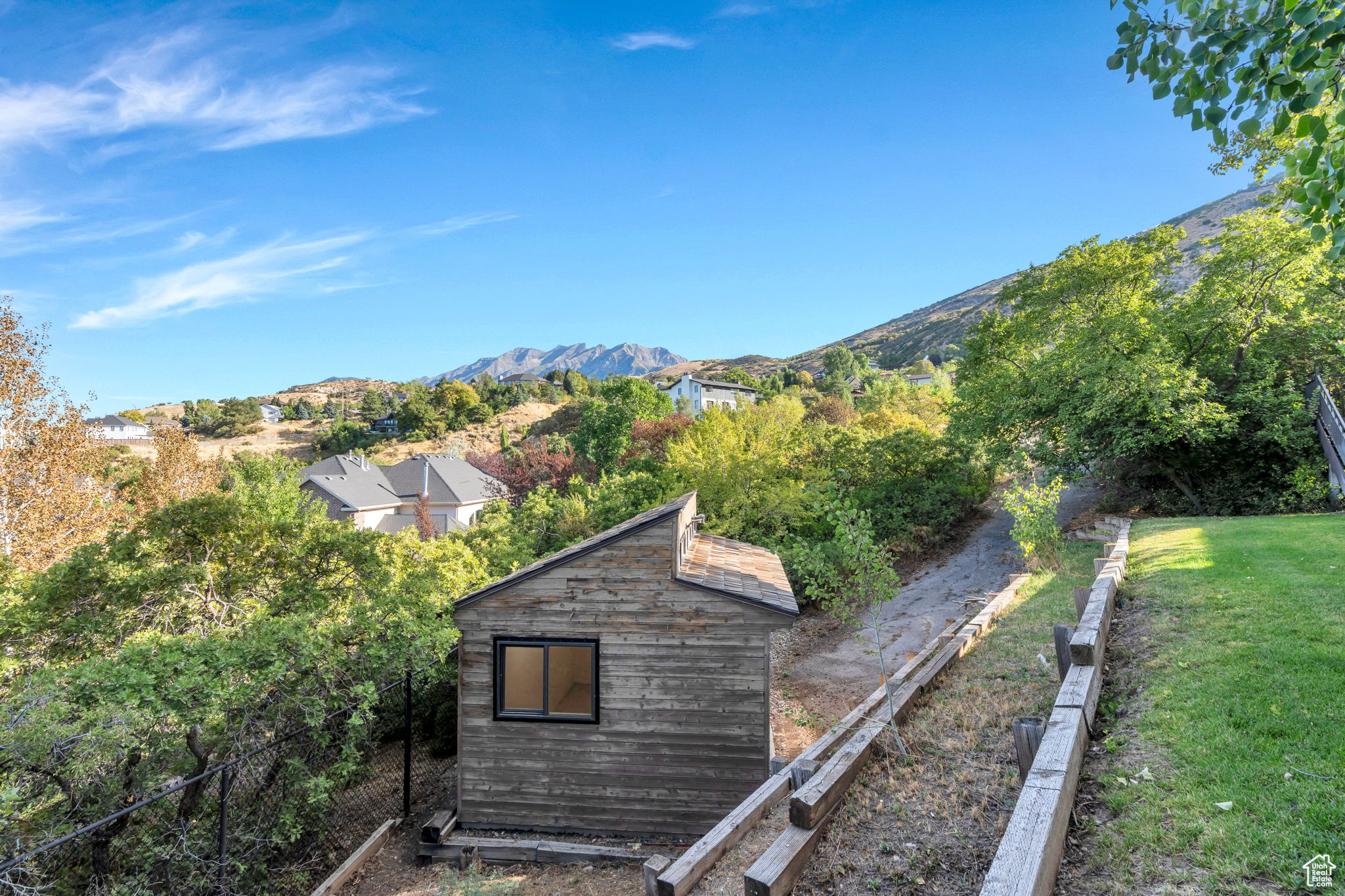 SHERWOOD HILLS - Residential