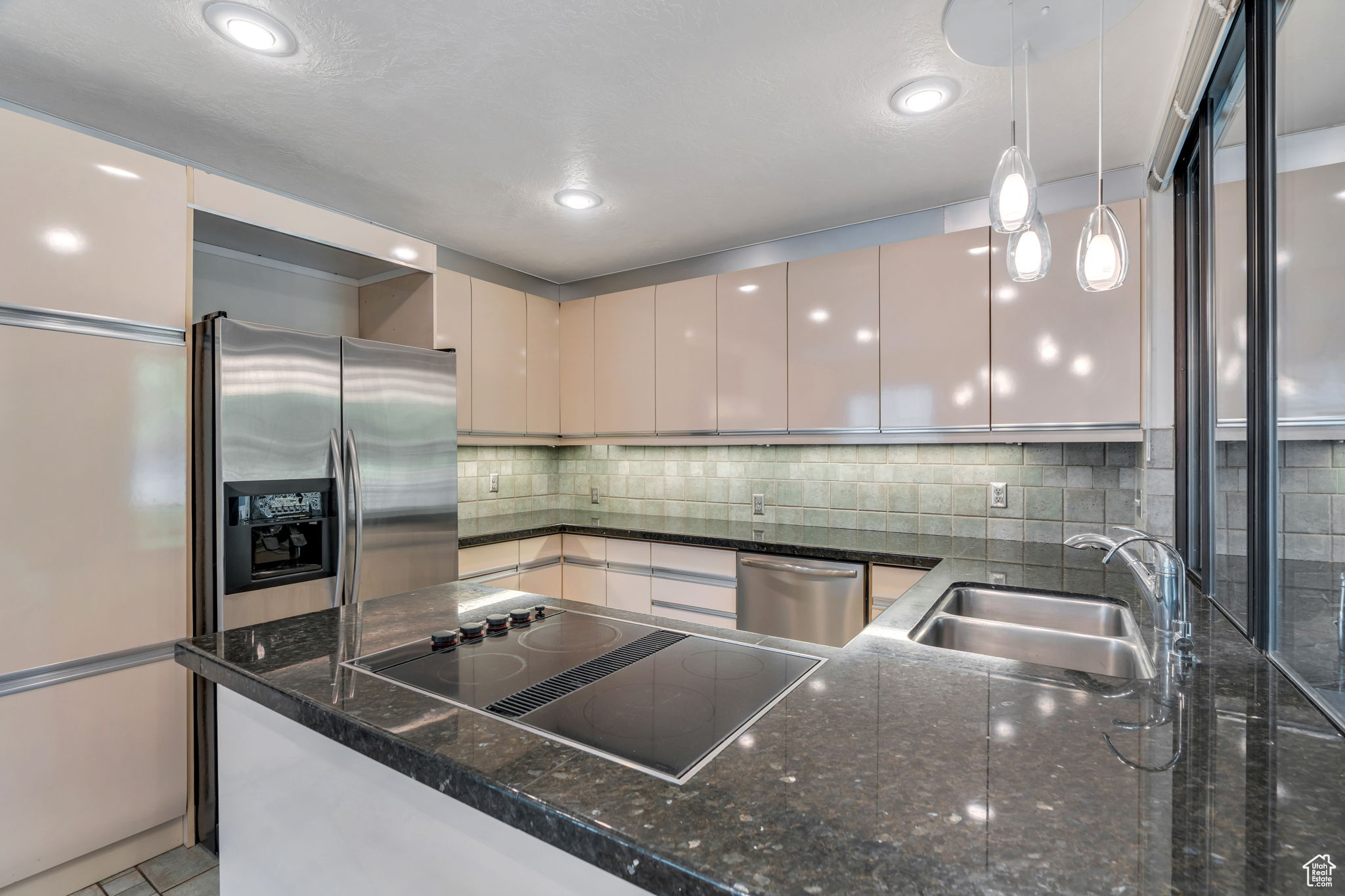SHERWOOD HILLS - Residential