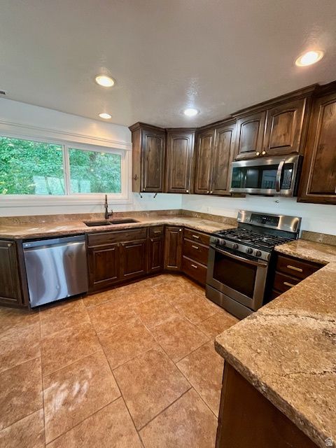 Tiny photo for 185 E SOUTH WEBER DR, South Weber, UT 84405 (MLS # 2141117)