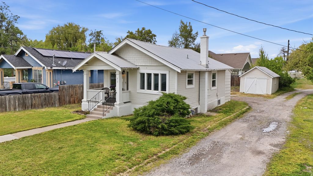 Photo of 215 E 300 S, Logan, UT 84321 (MLS # 2154950)