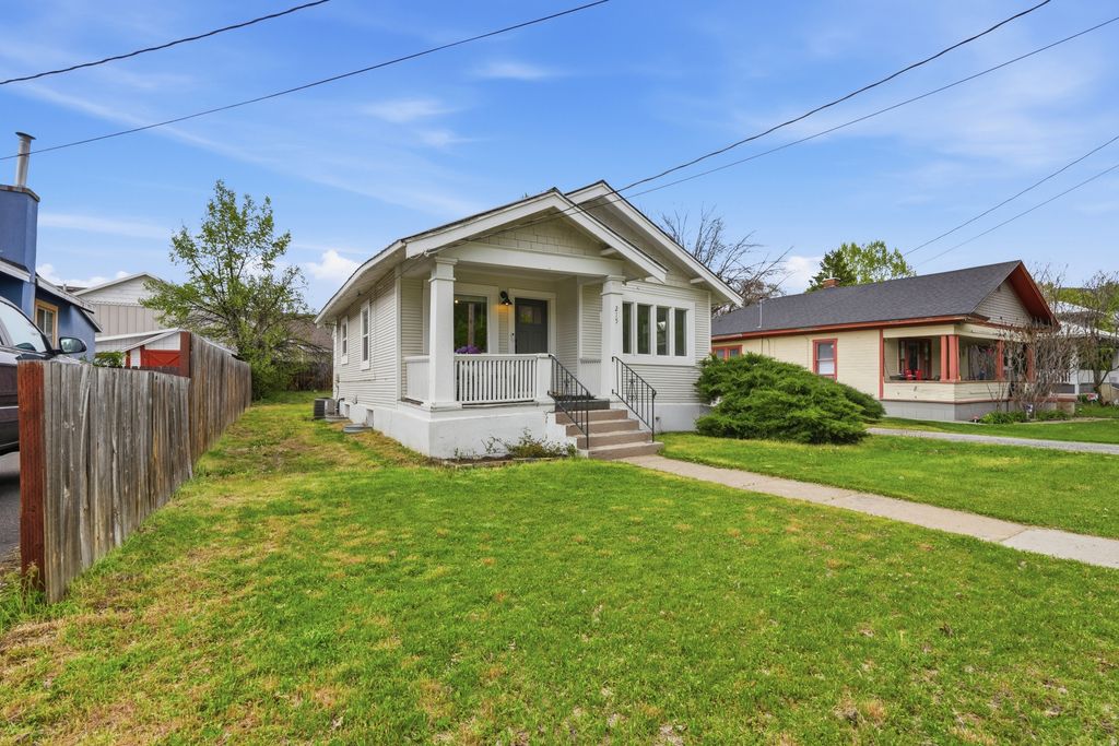 Photo of 215 E 300 S, Logan, UT 84321 (MLS # 2154950)