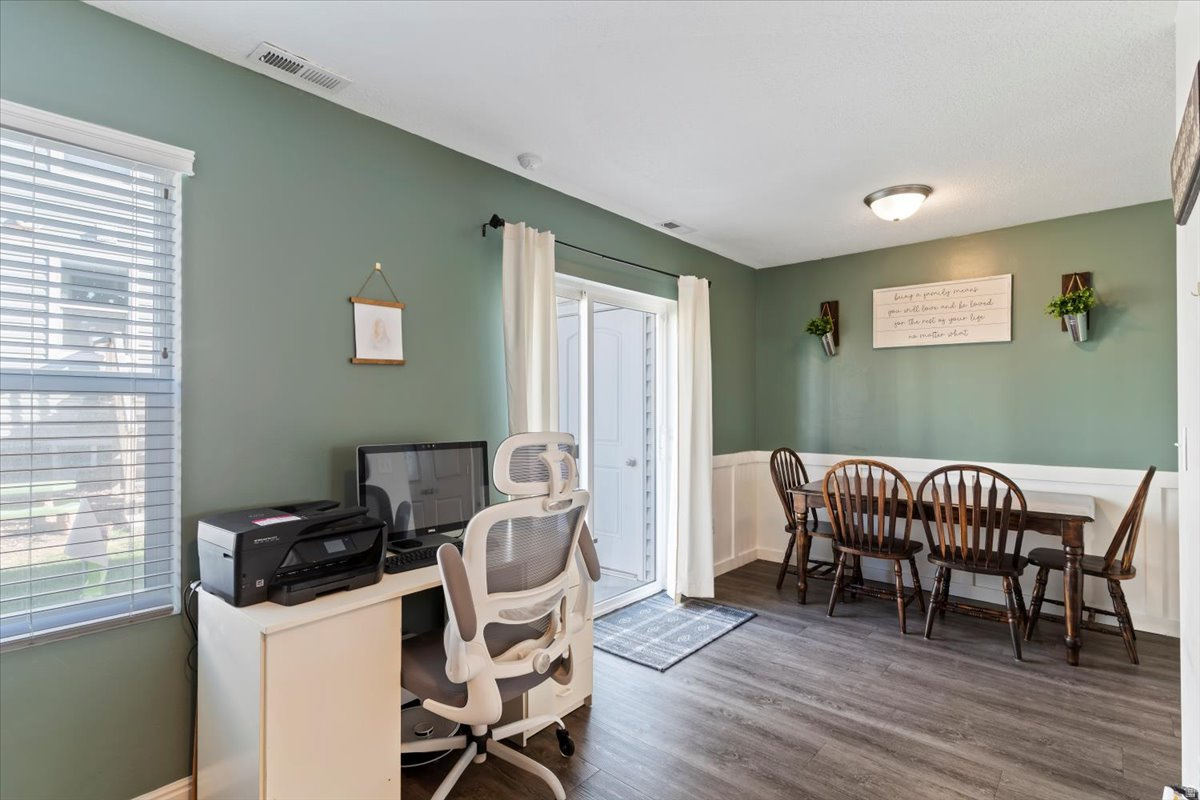 SUNSET PLACE - Residential