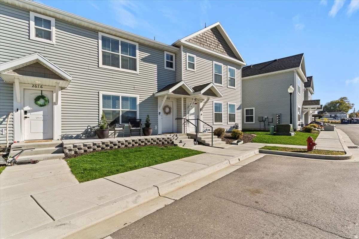 SUNSET PLACE - Residential