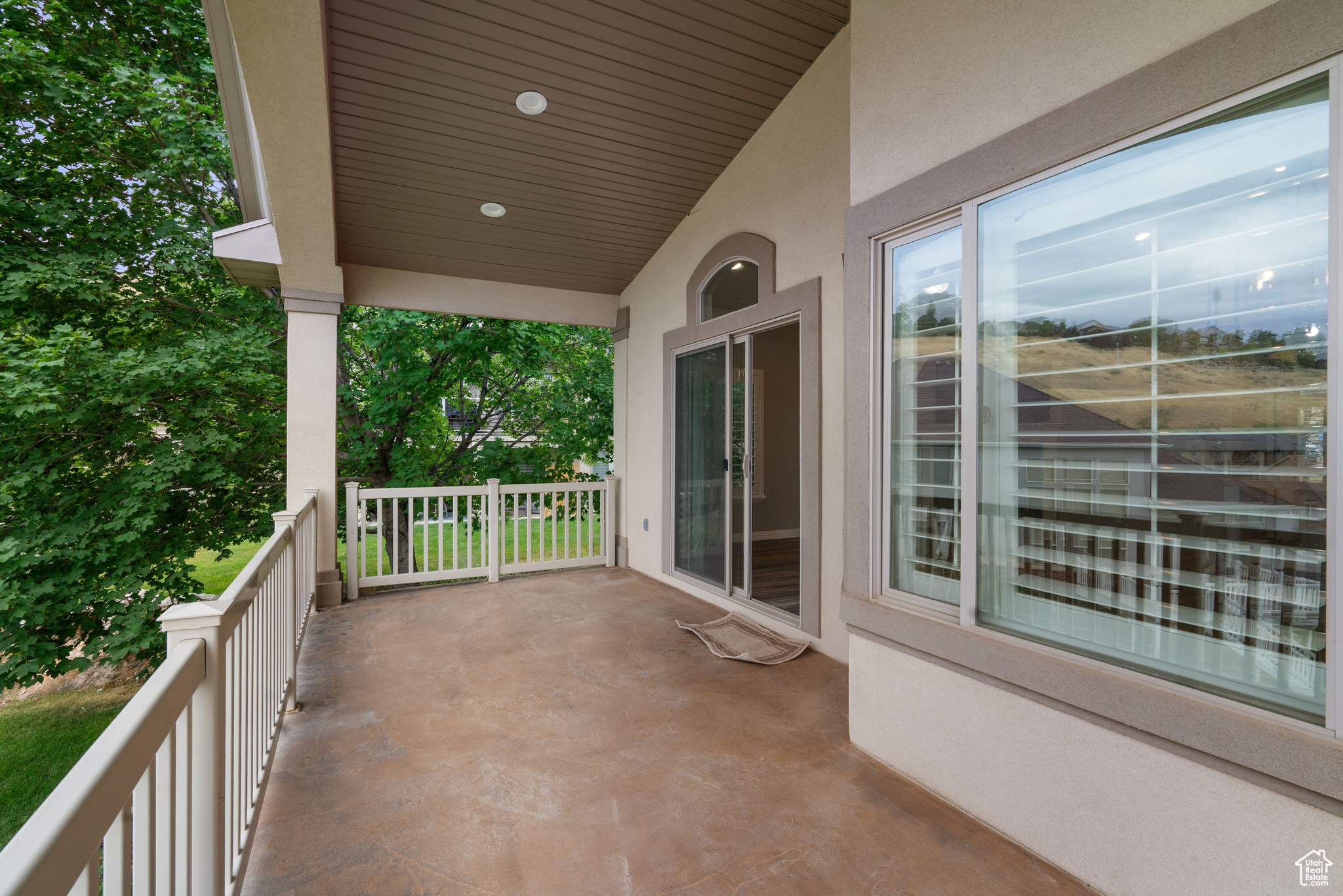 EDGEWOD ESTATES - Residential Income