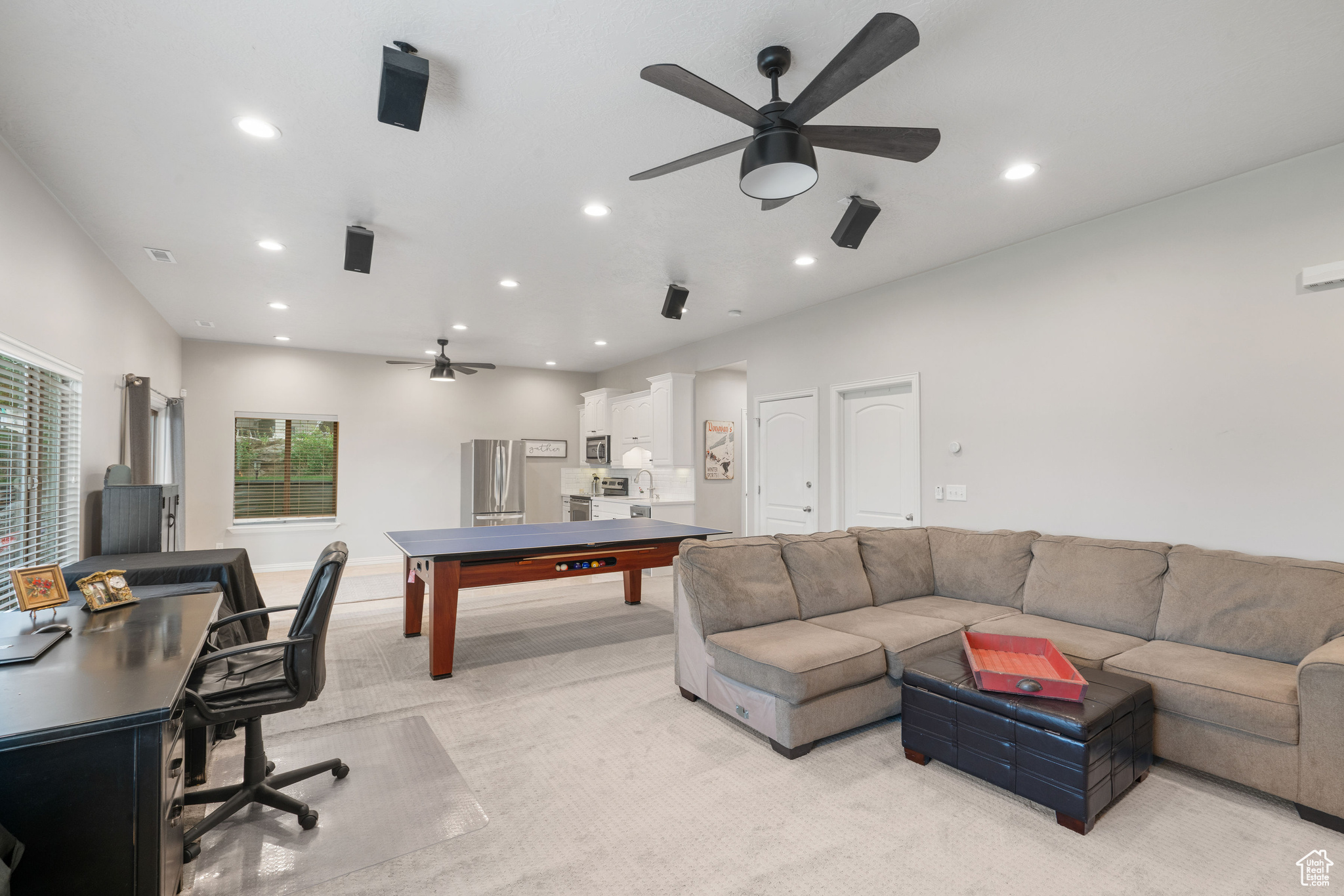 EDGEWOD ESTATES - Residential Income