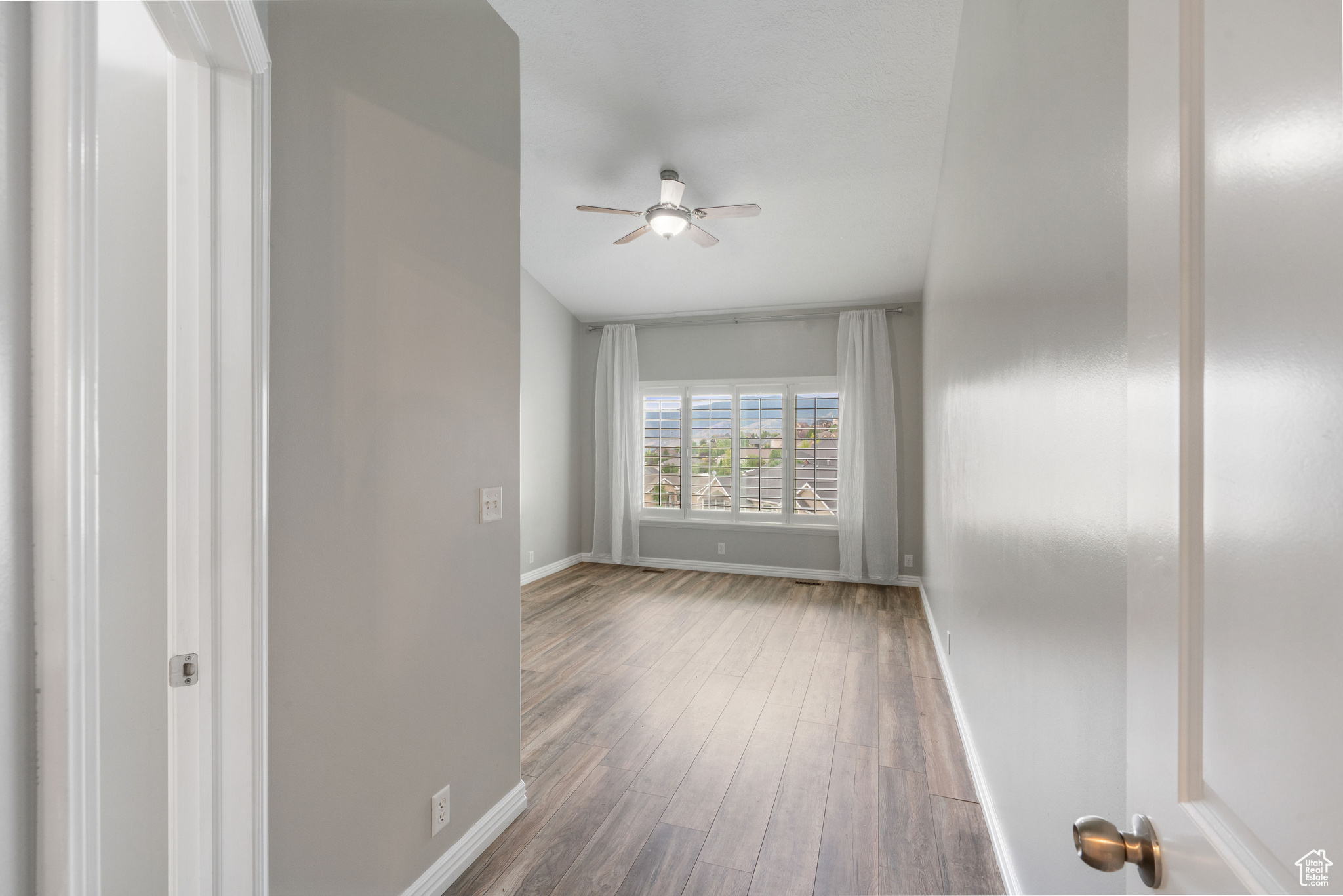 EDGEWOD ESTATES - Residential Income