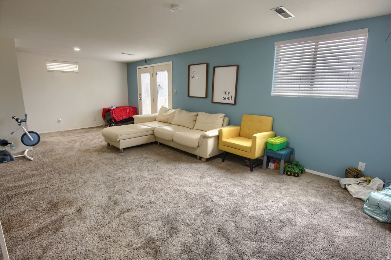 KING CLARION HILLS #3 SUBDIVISION - Residential