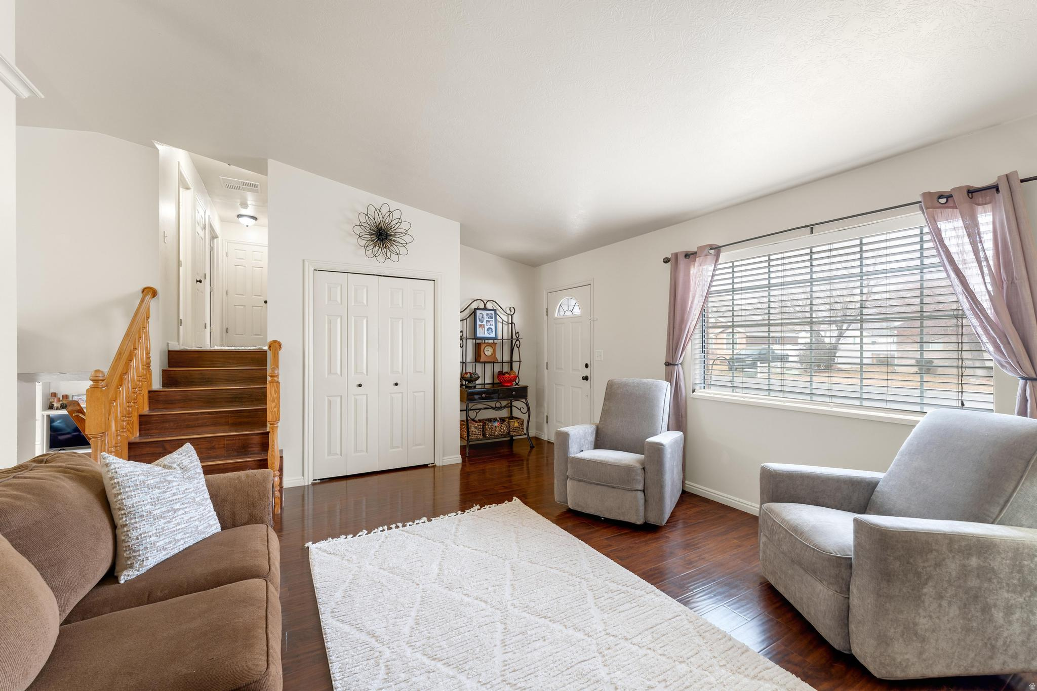 OAKWOOD HEIGHTS - Residential