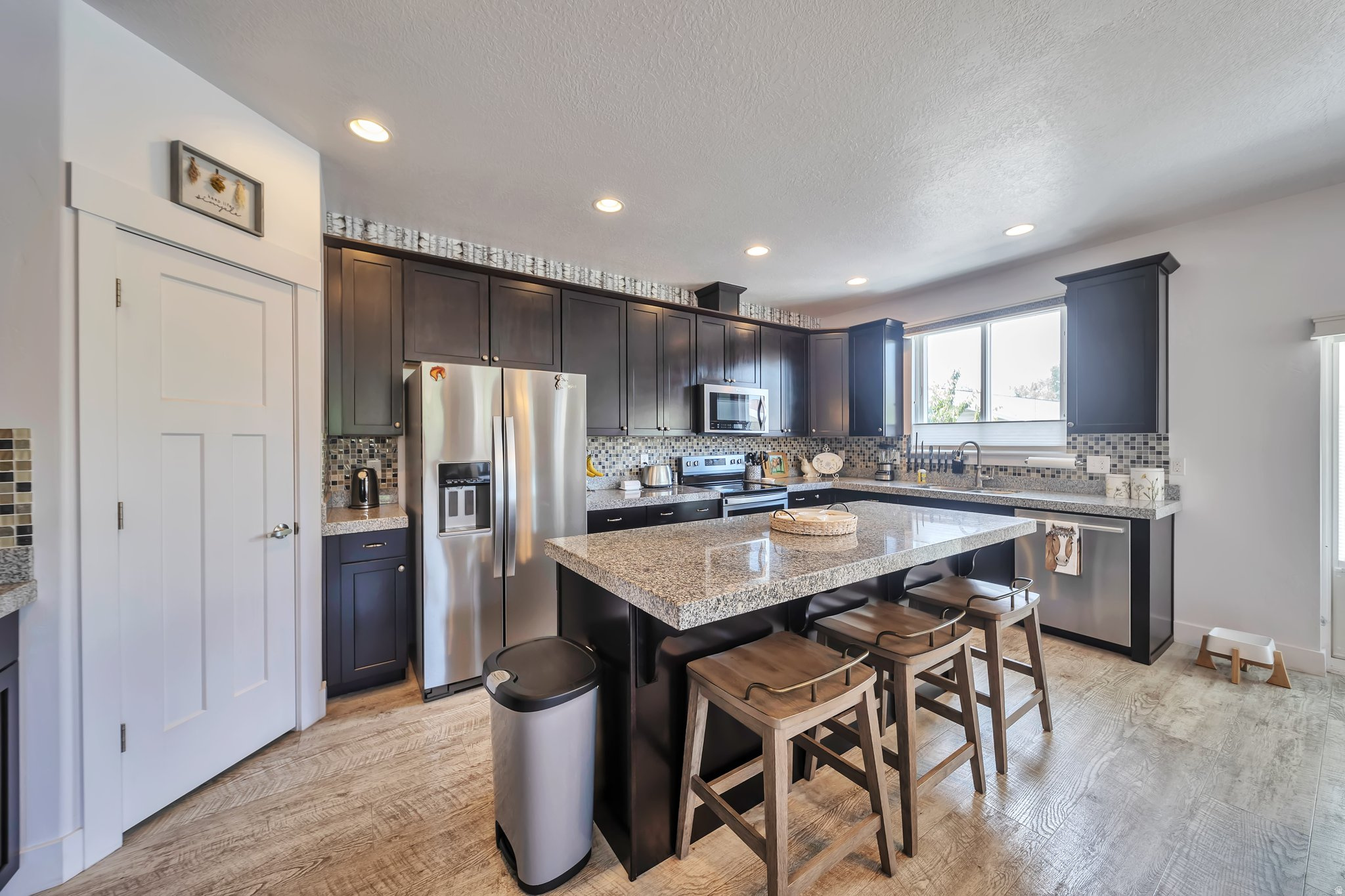 HIGHLAND - Residential Income