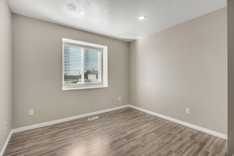 Tiny photo for 184 N 1900 W, West Point, UT 84015 (MLS # 2135092)