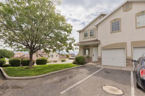 Tiny photo for 1511 W LEONARDO LN #A, West Valley City, UT 84119 (MLS # 2120586)