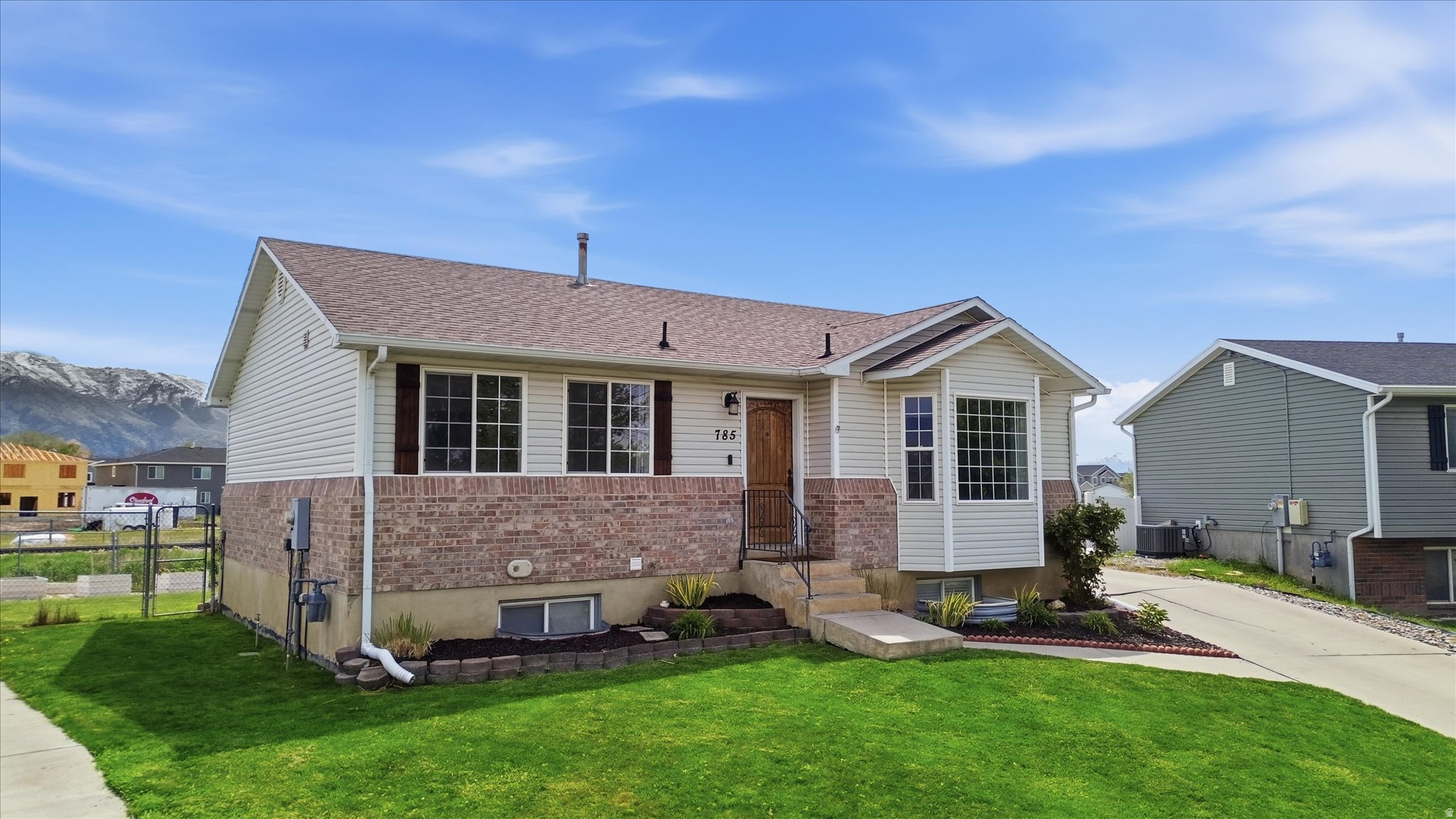 PARK MEADOWS - Residential
