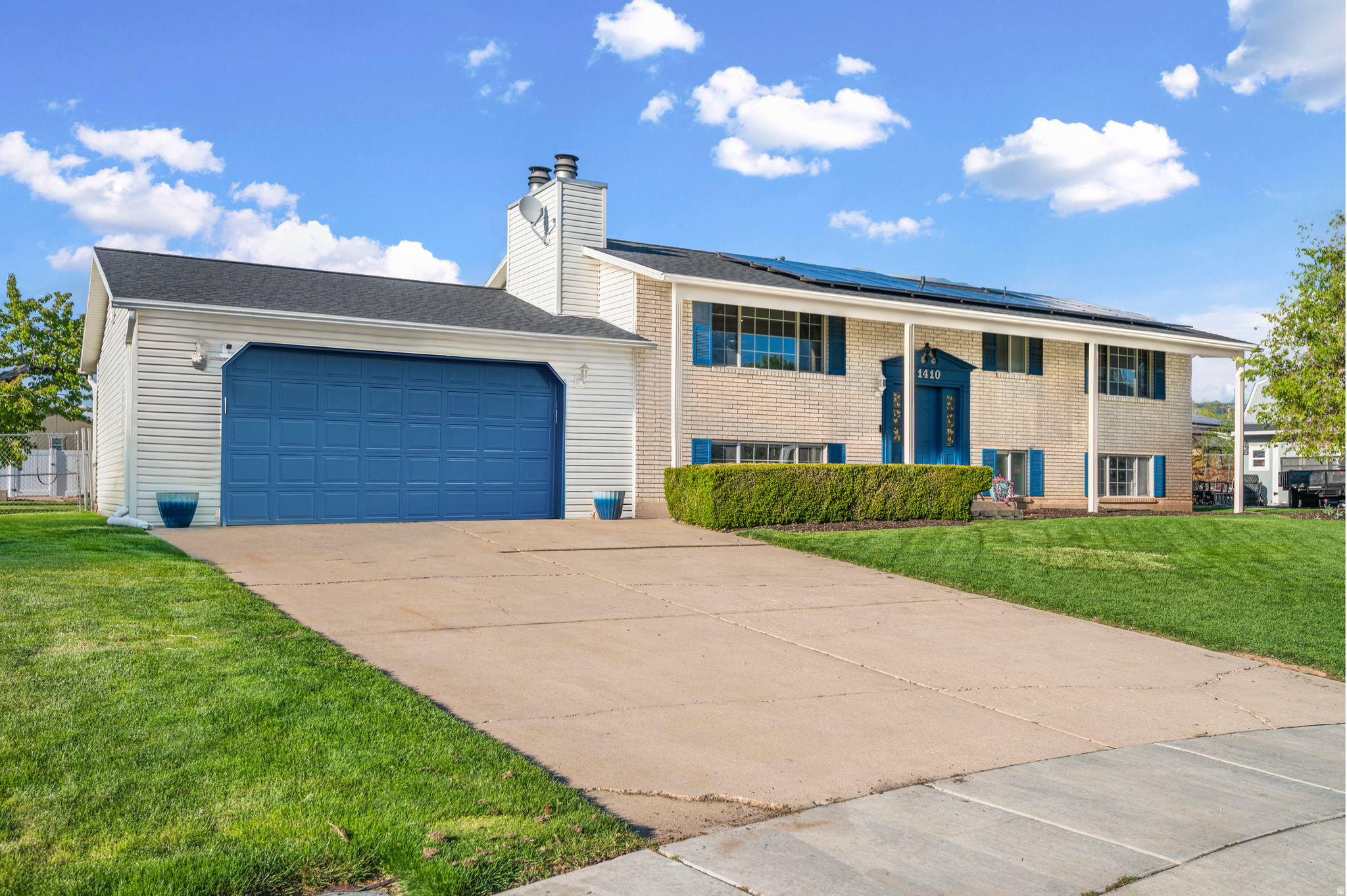 MEADOW PARK - Residential