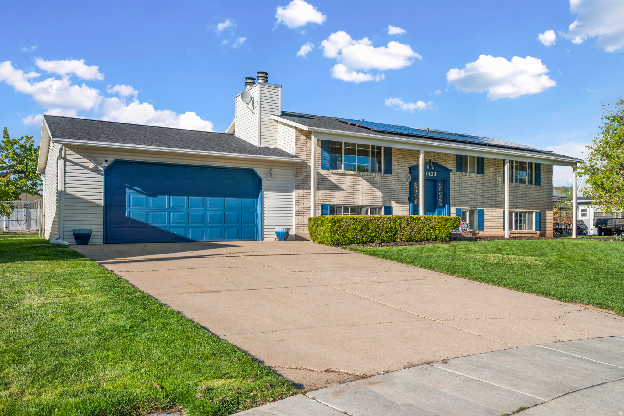 MEADOW PARK - Residential