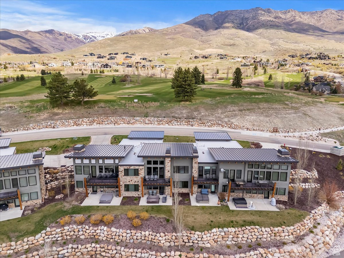 THE RIDGE TOWNHOMES - Residential