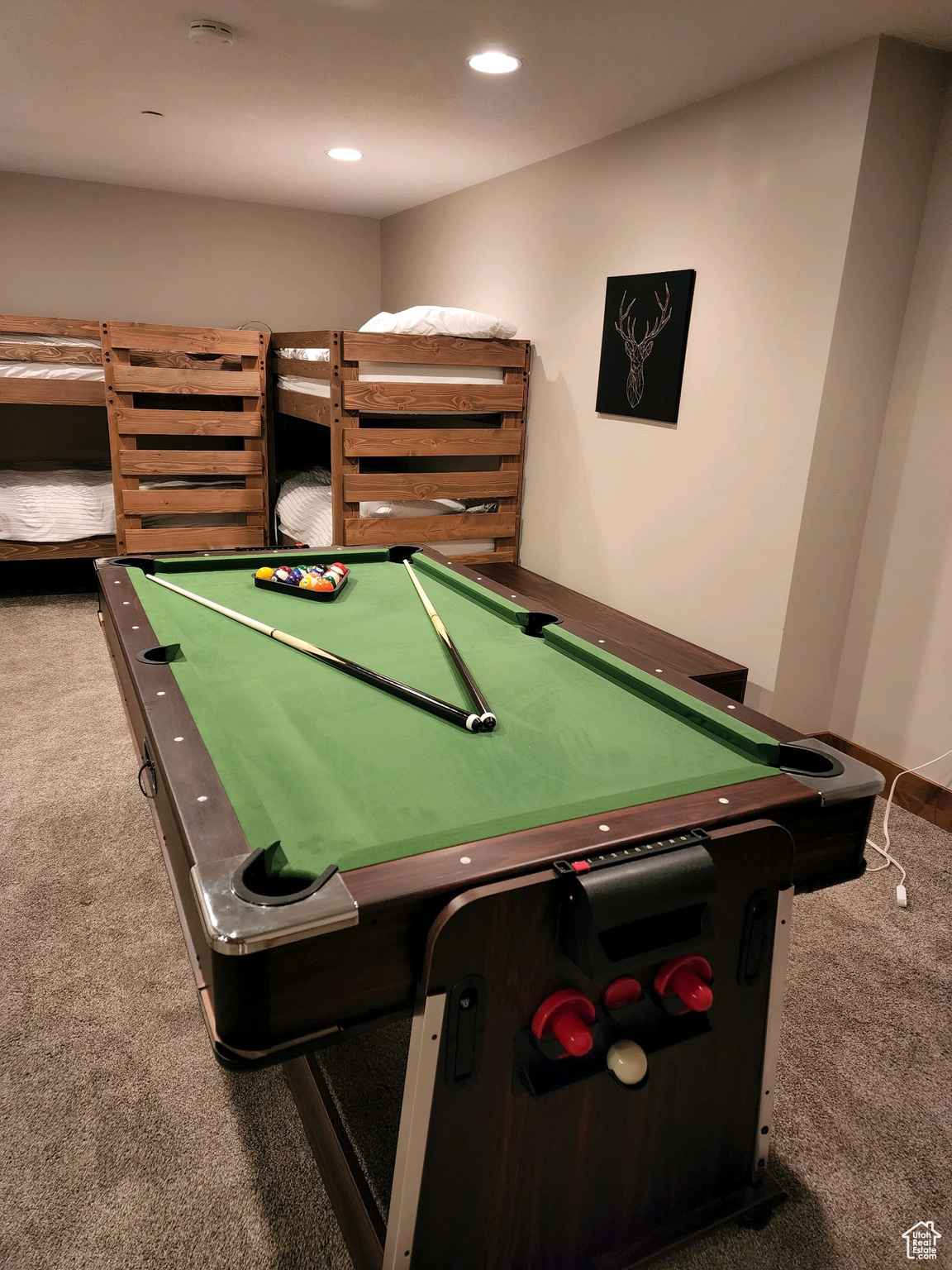 THE RIDGE TOWNHOMES - Residential