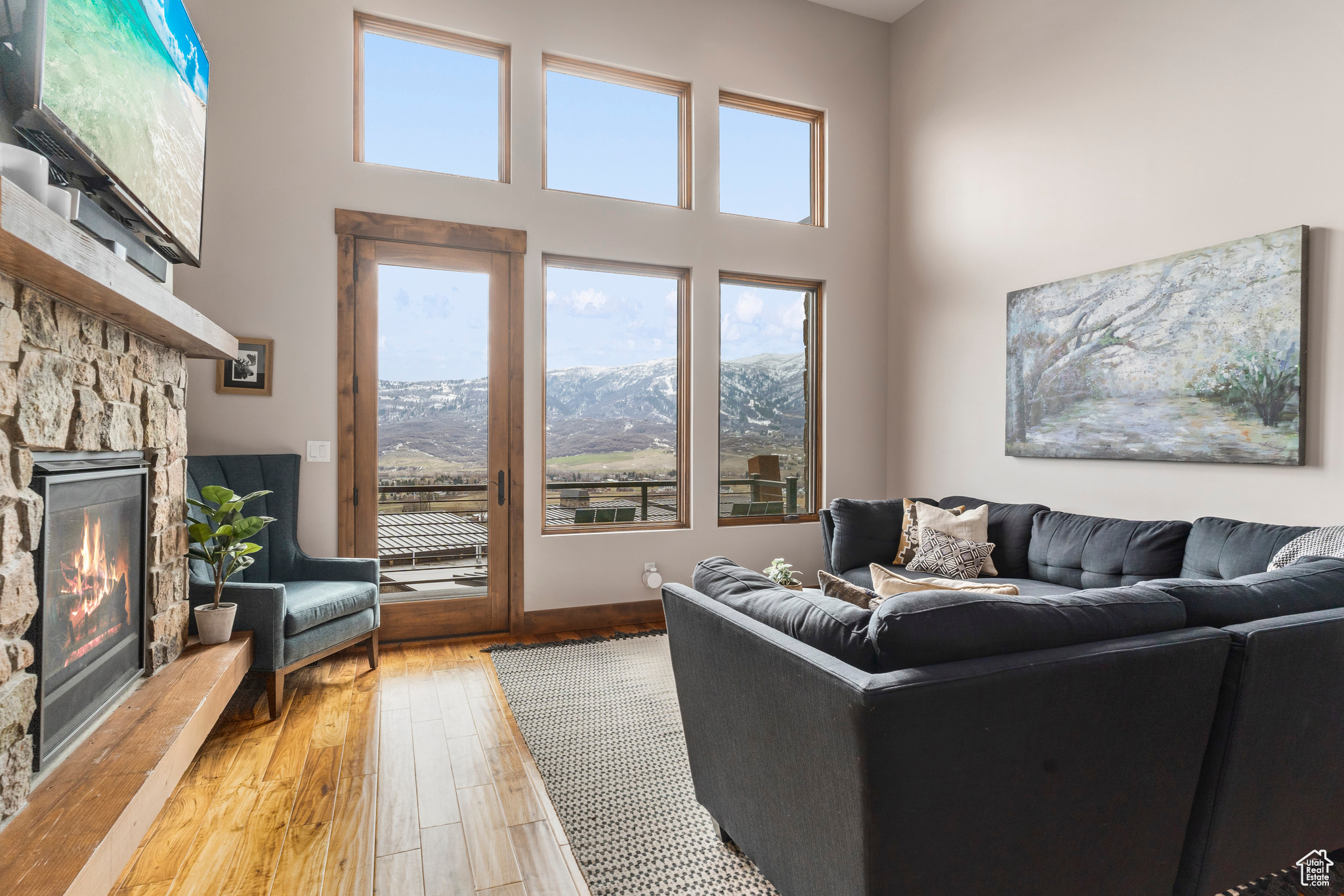 THE RIDGE TOWNHOMES - Residential