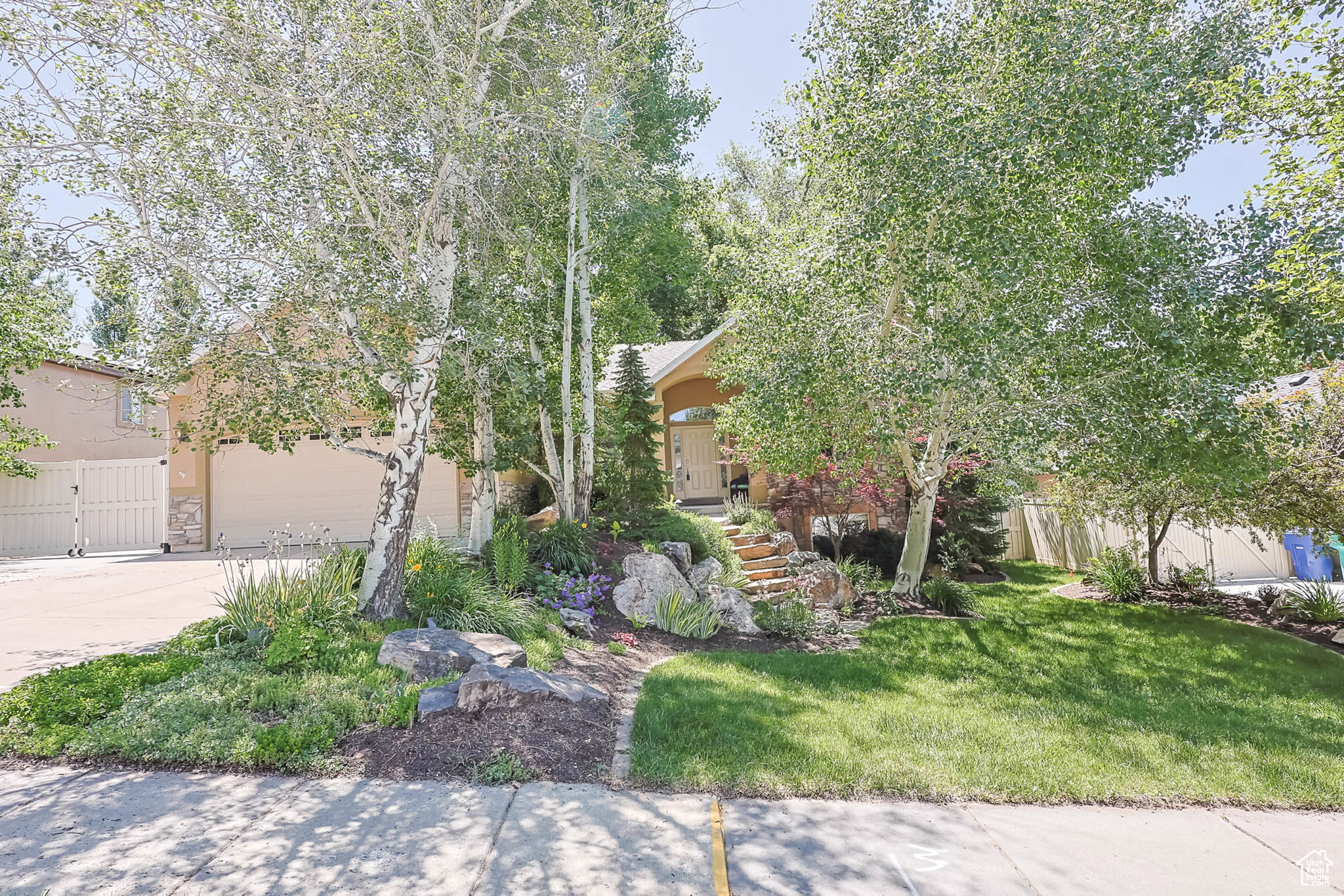 1111 E Bench View Dr, Ogden, Utah image 4