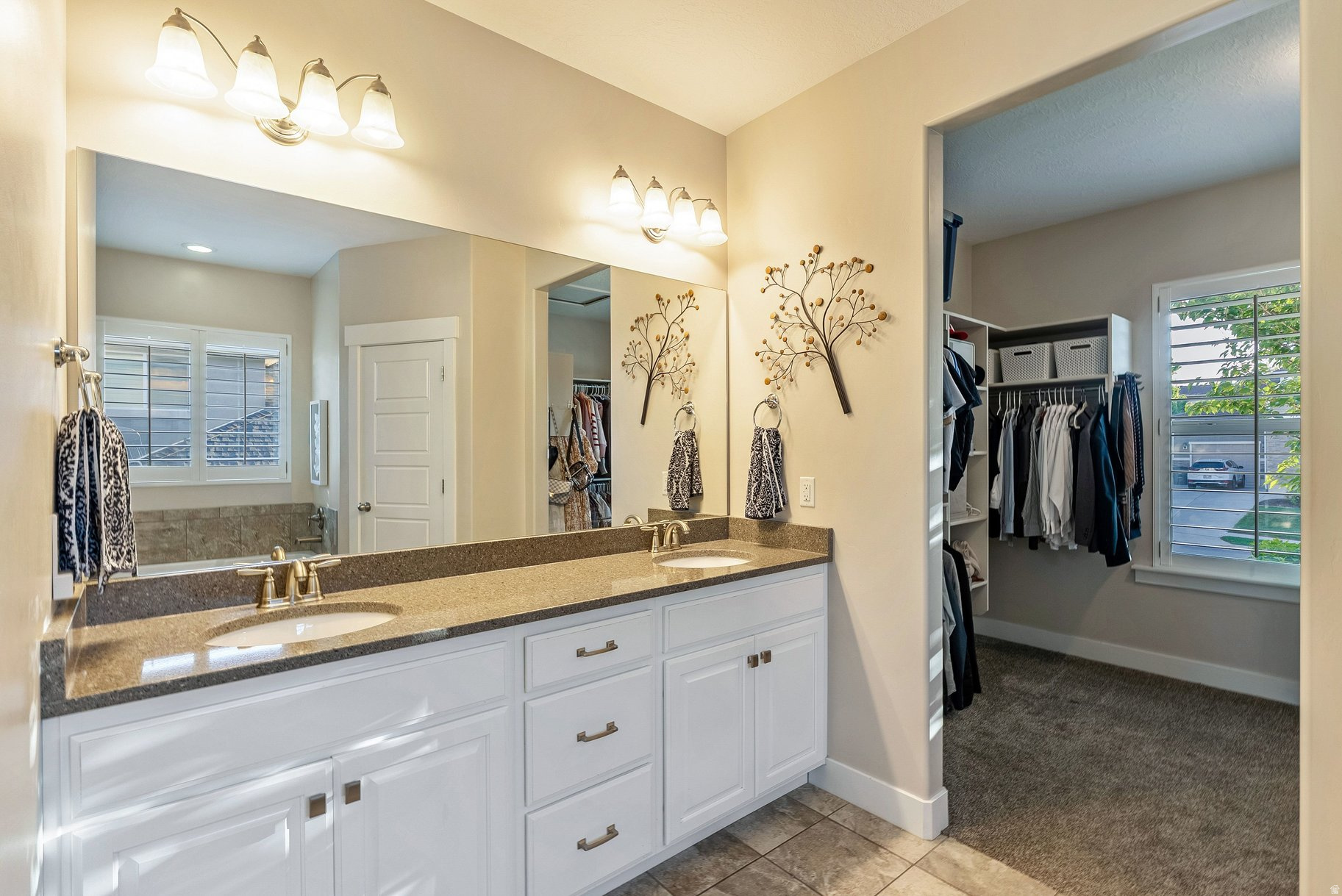 ASPEN CREST - Residential