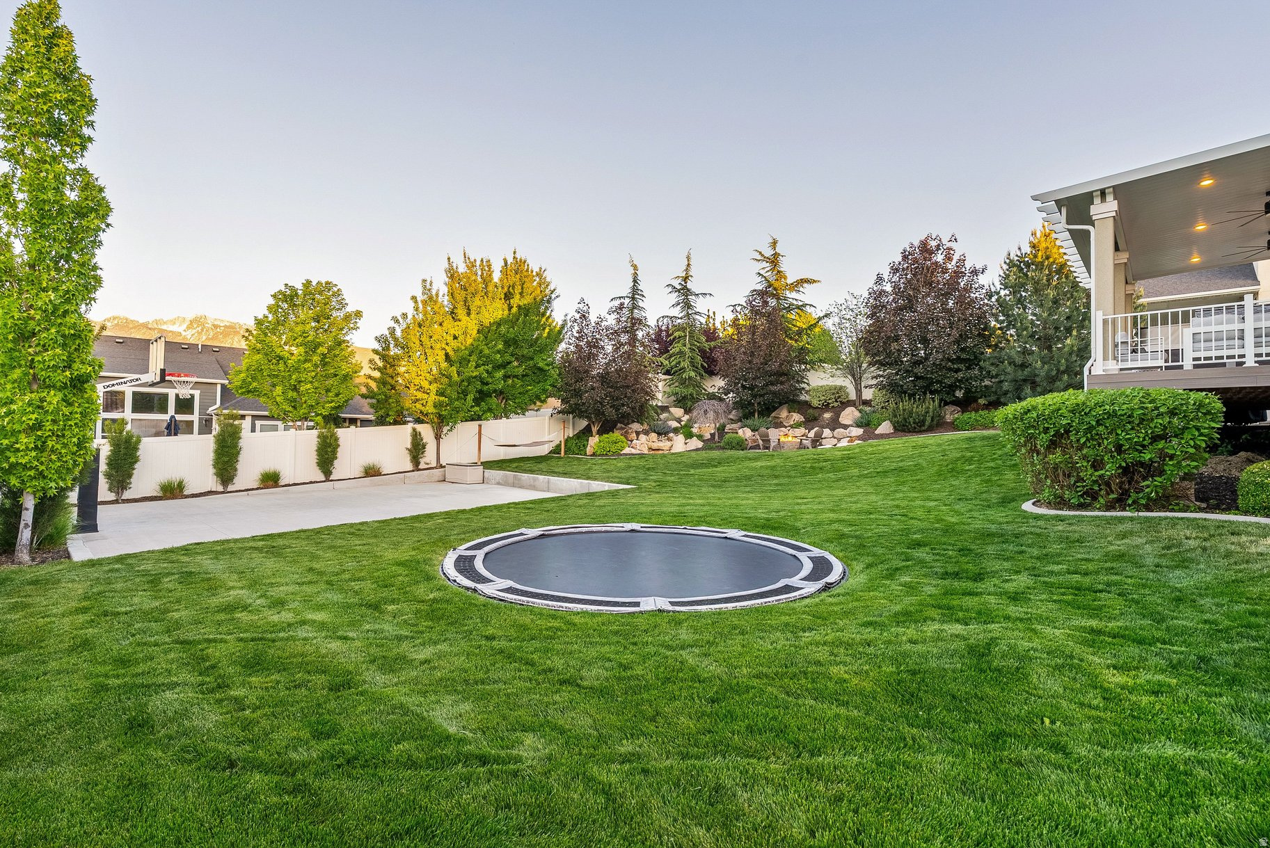 ASPEN CREST - Residential