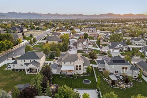 Tiny photo for 11177 S MIRIAM OAKS DR, South Jordan, UT 84095 (MLS # 2159078)