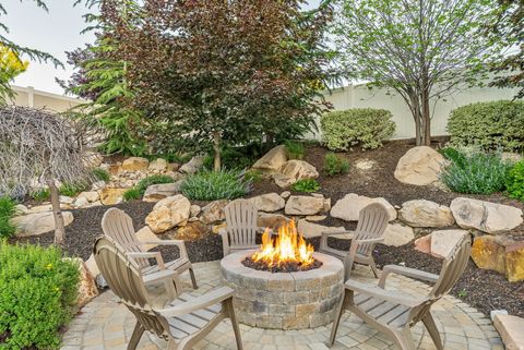 Tiny photo for 11177 S MIRIAM OAKS DR, South Jordan, UT 84095 (MLS # 2159078)