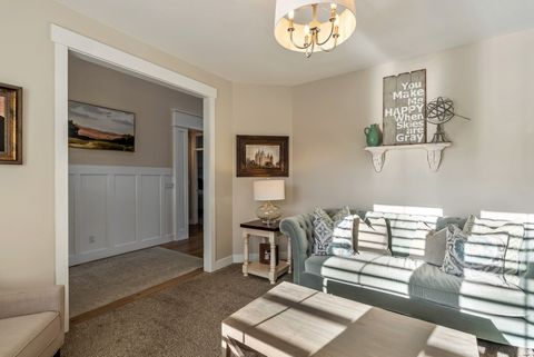 Tiny photo for 11177 S MIRIAM OAKS DR, South Jordan, UT 84095 (MLS # 2159078)