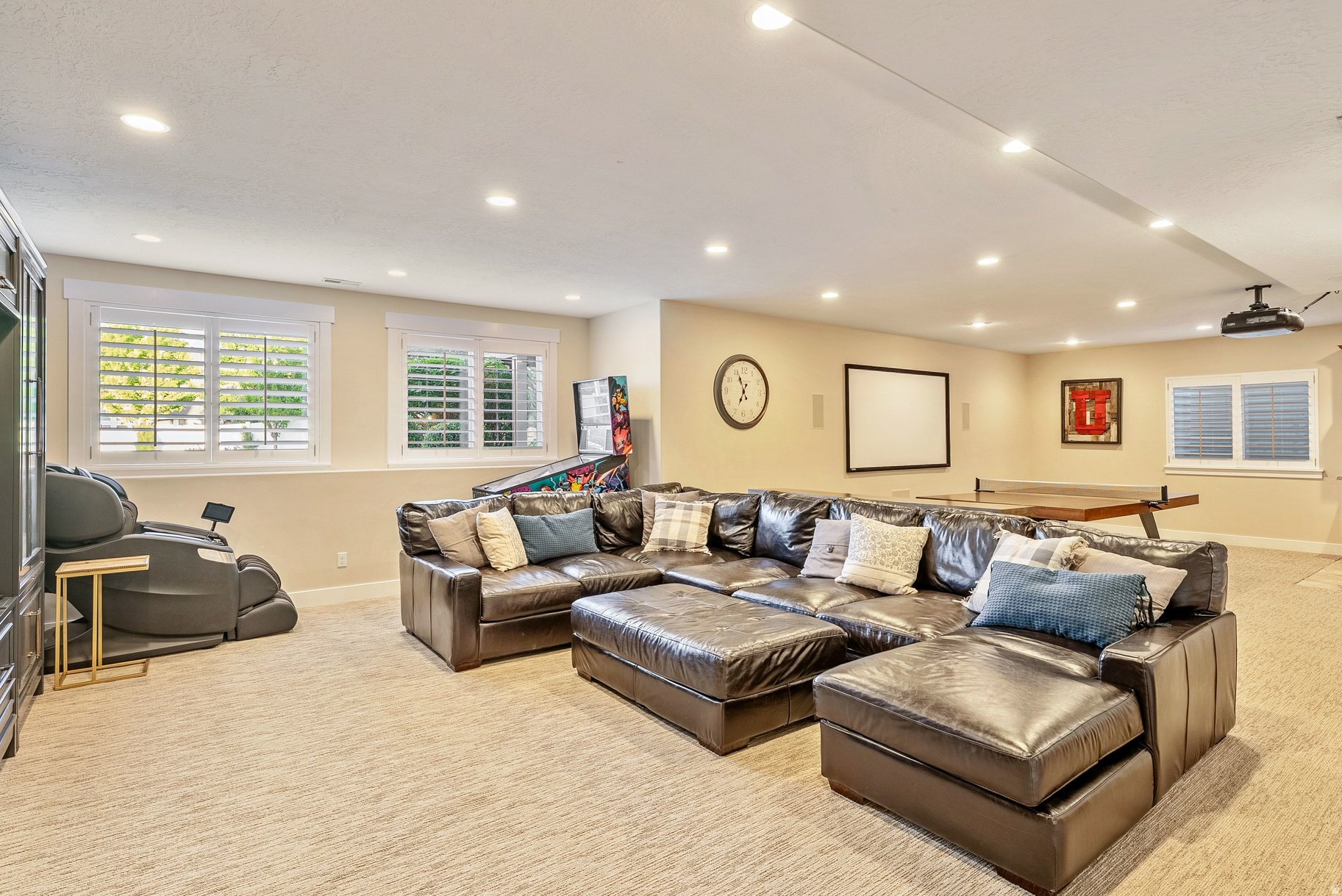 ASPEN CREST - Residential