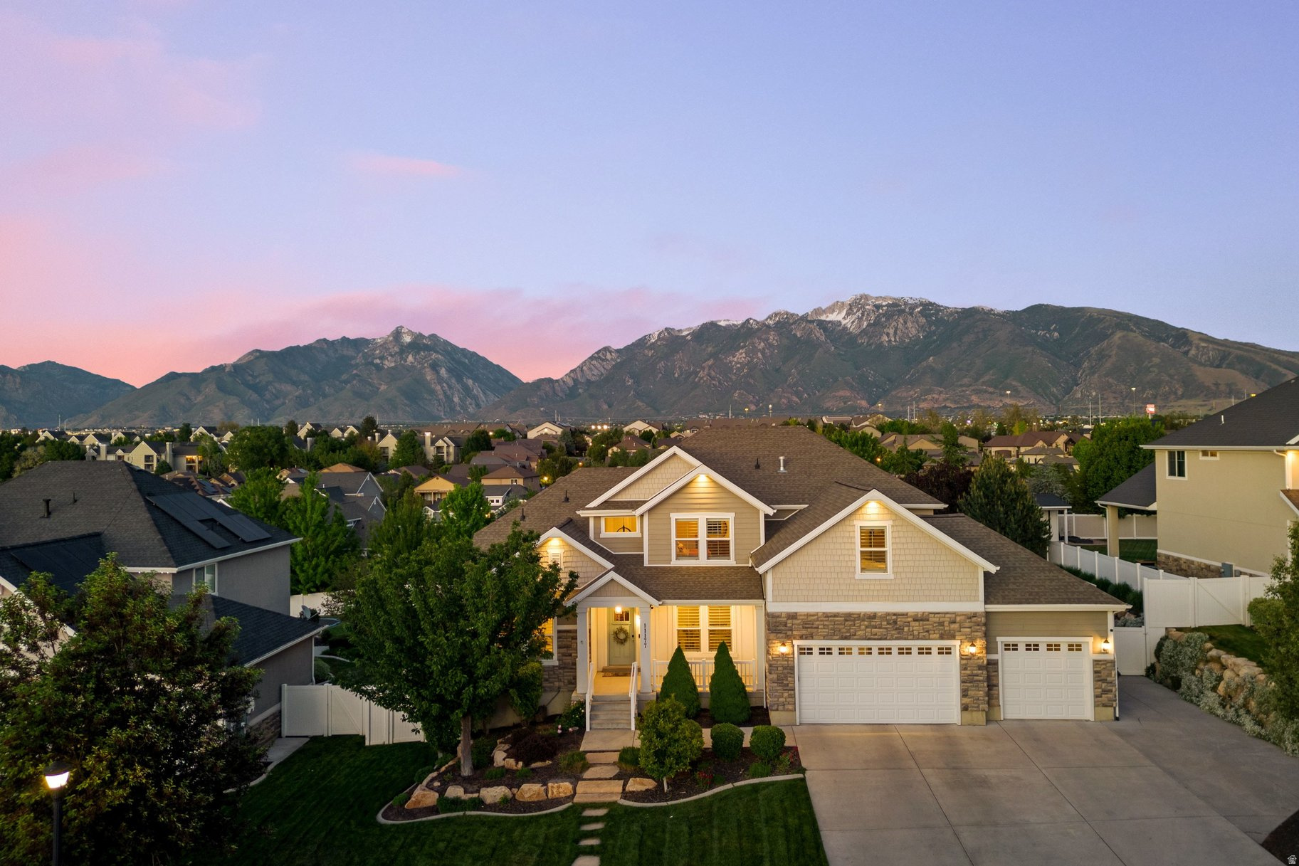 ASPEN CREST - Residential