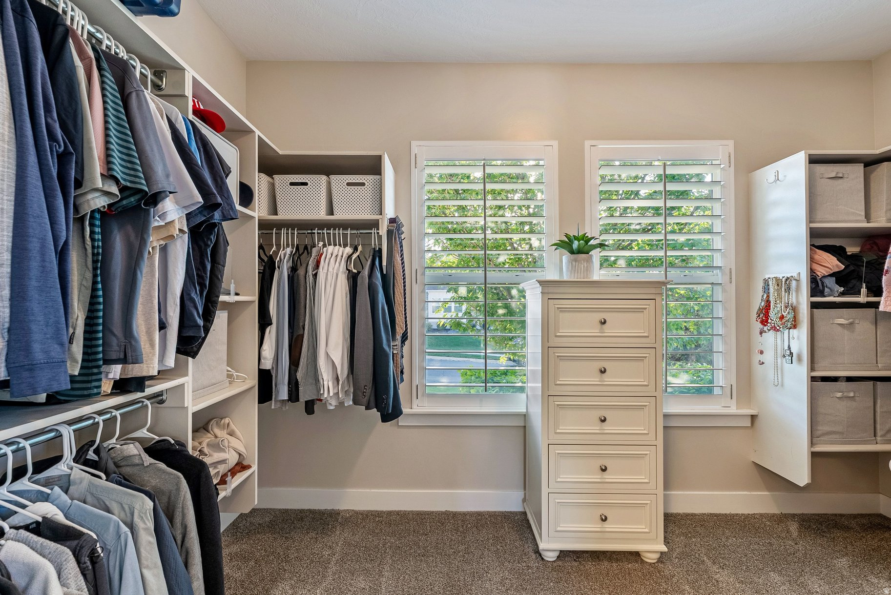 ASPEN CREST - Residential