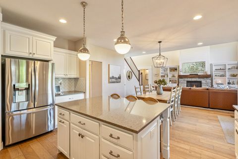 Tiny photo for 11177 S MIRIAM OAKS DR, South Jordan, UT 84095 (MLS # 2159078)