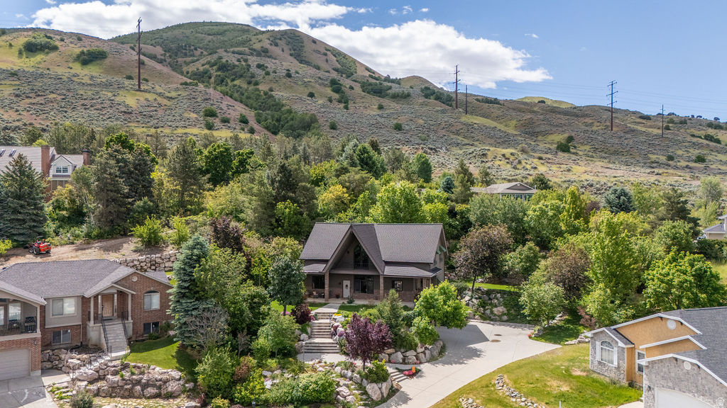 ORCHARD HILLS - Residential