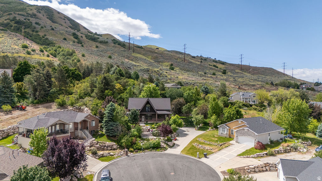ORCHARD HILLS - Residential