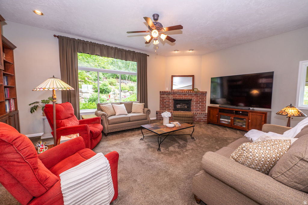 ORCHARD HILLS - Residential