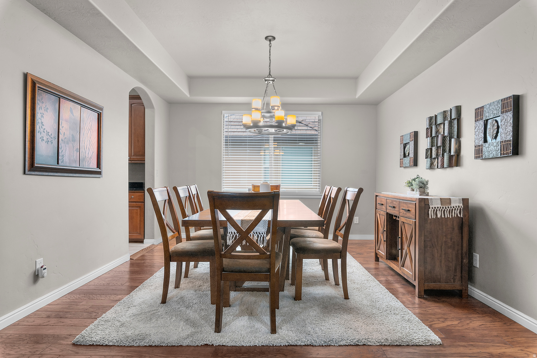 THE BENCHES - Residential