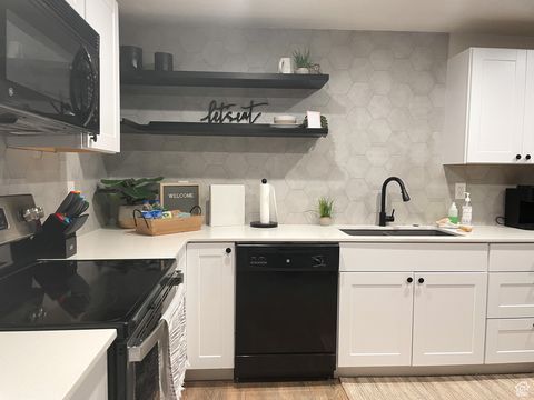 Tiny photo for 893 N 1580 E, Lehi, UT 84043 (MLS # 2118704)