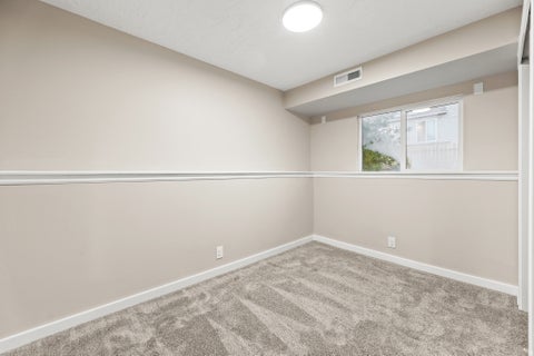 Tiny photo for 517 S 10 W, Farmington, UT 84025 (MLS # 2182591)