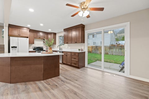 Tiny photo for 517 S 10 W, Farmington, UT 84025 (MLS # 2182591)