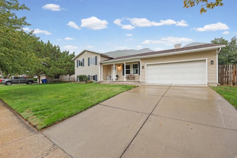 Tiny photo for 517 S 10 W, Farmington, UT 84025 (MLS # 2182591)