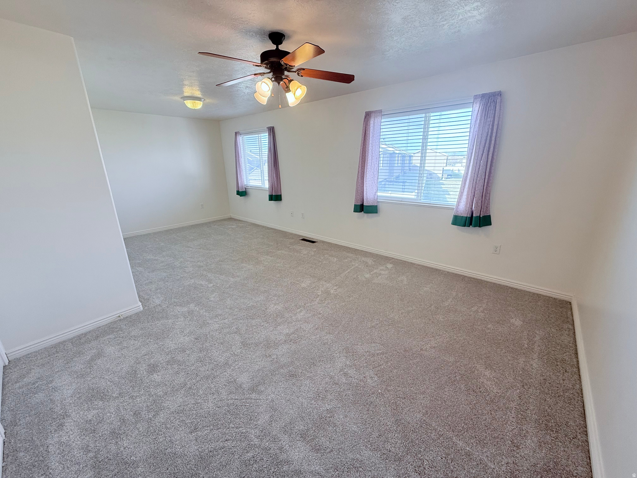 NEWTOWNE SQUARE - Residential