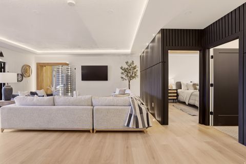 Tiny photo for 1975 E GUNDERSON LN S, Holladay, UT 84124 (MLS # 2151274)