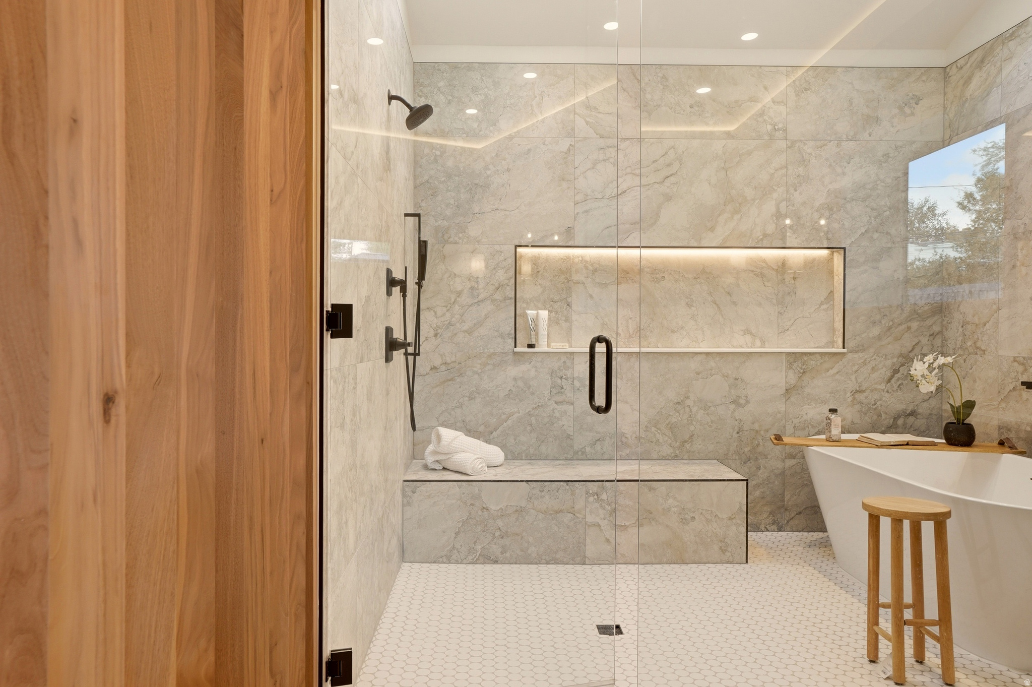 APOSHIAN SUB - Residential