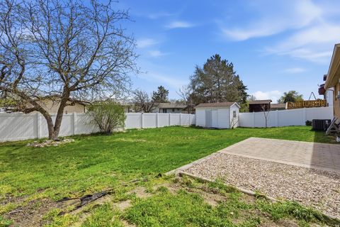 Tiny photo for 6043 S AQUARIUS DR, Kearns, UT 84118 (MLS # 2146458)