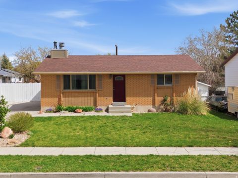 Photo of 6043 S AQUARIUS DR, Kearns, UT 84118 (MLS # 2146458)