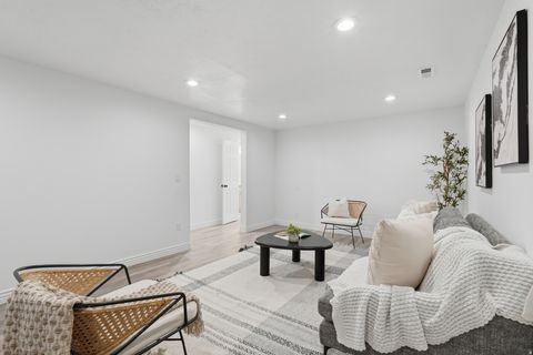 Tiny photo for 6043 S AQUARIUS DR, Kearns, UT 84118 (MLS # 2146458)