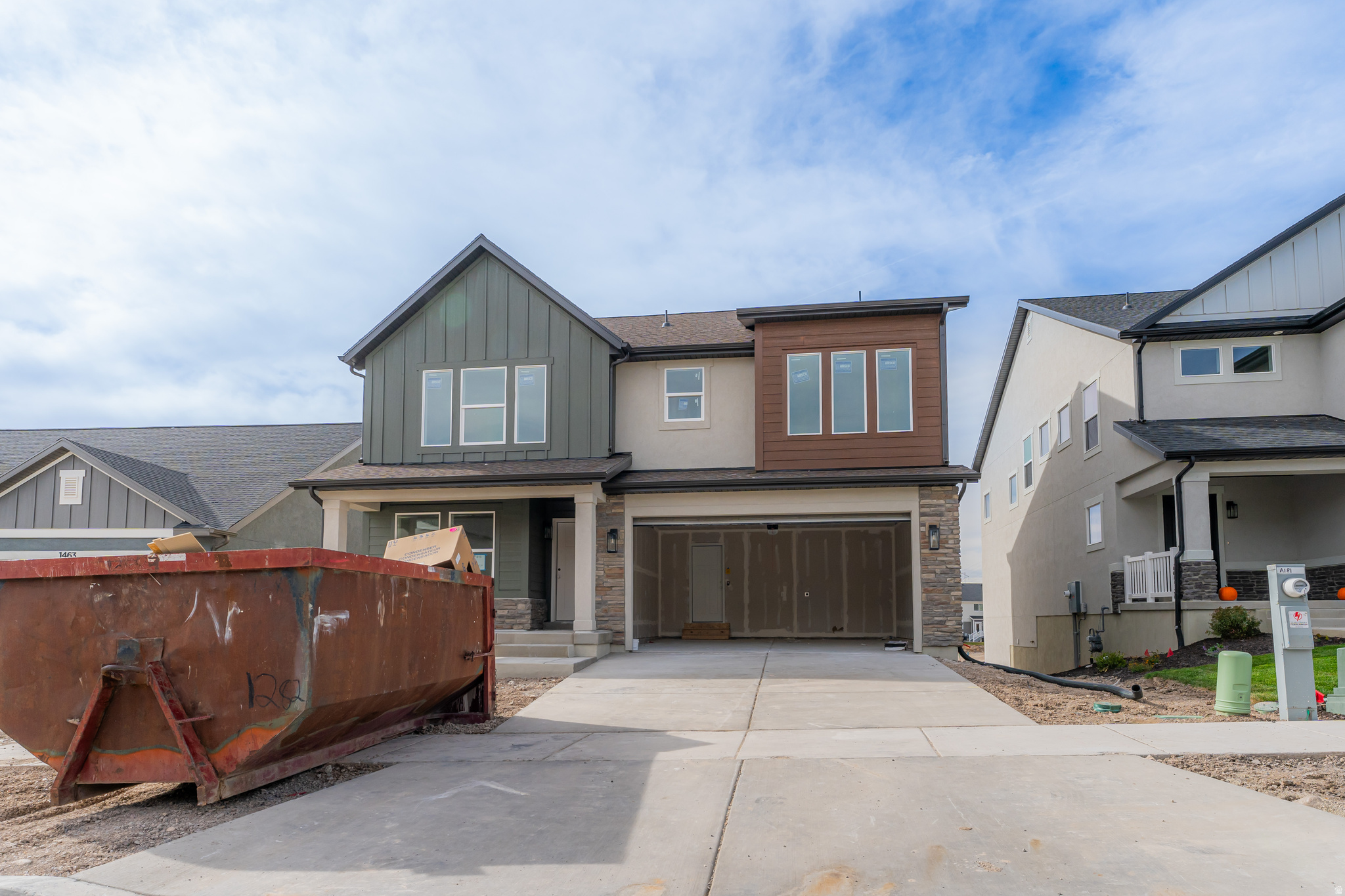 RIDGEHORNE - Residential