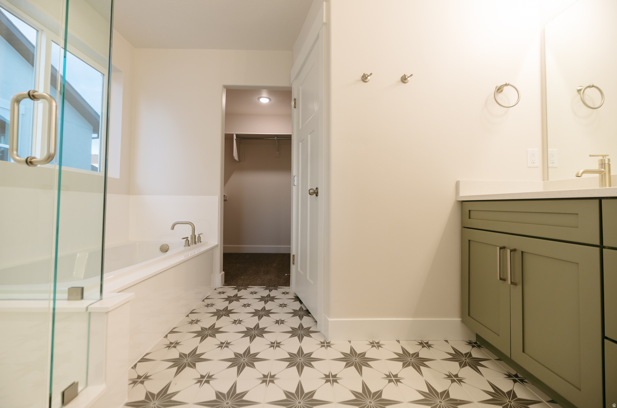 RIDGEHORNE - Residential