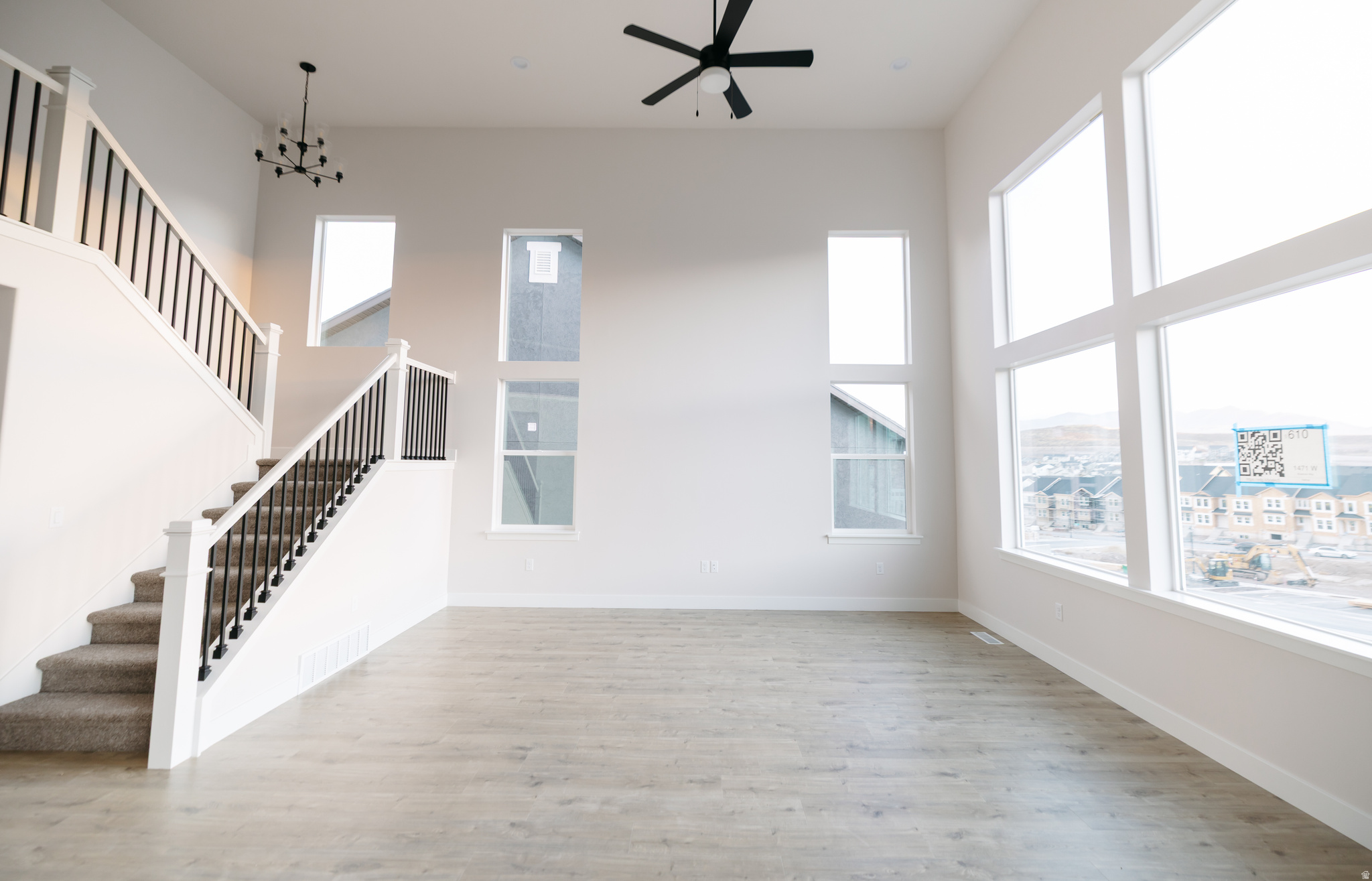 RIDGEHORNE - Residential