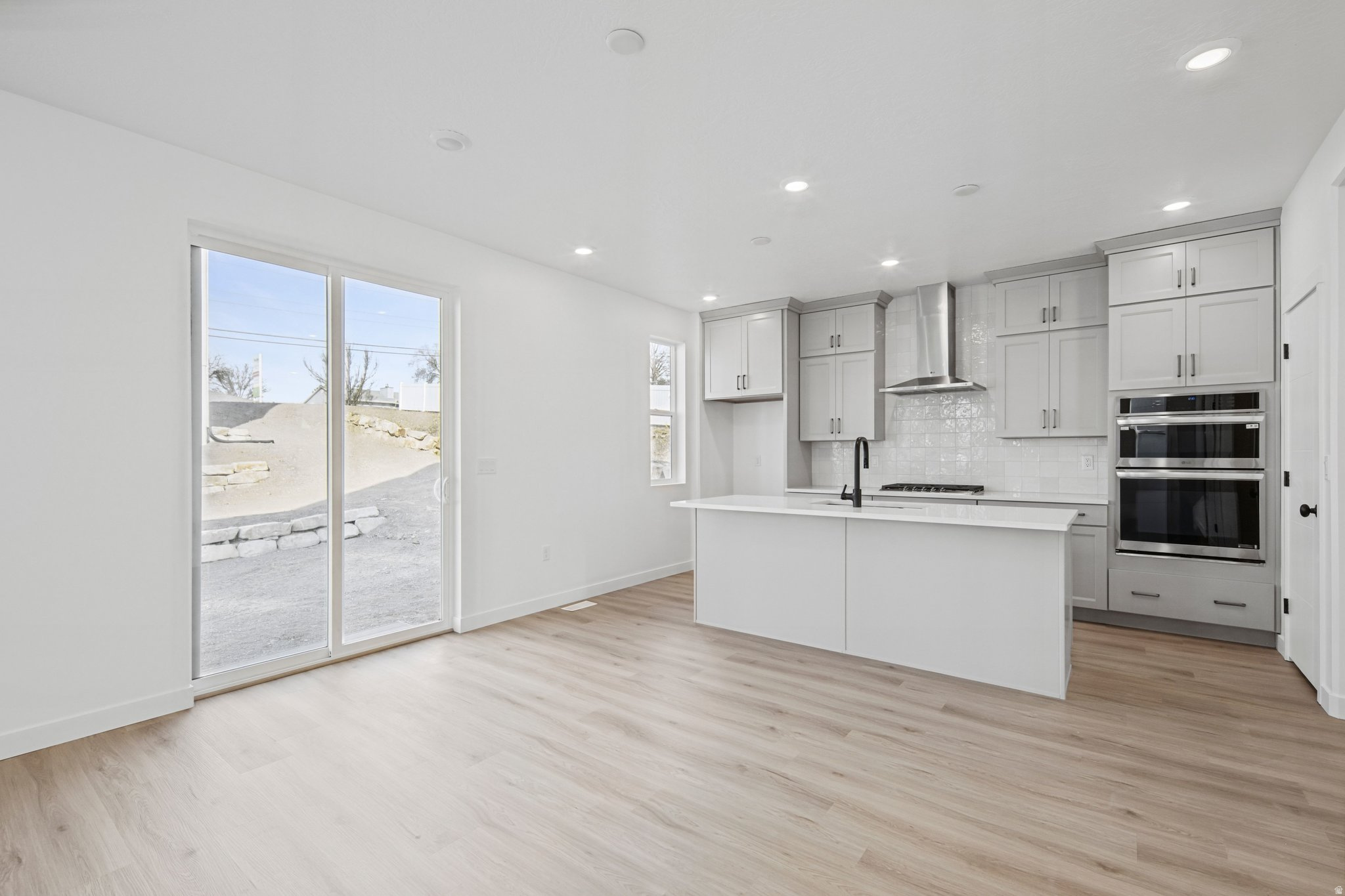 BULLION - Residential